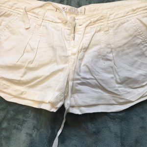 Hollister size 3 linen shorts